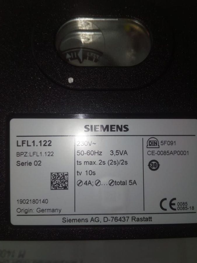 ПРОДАМ: Автомат горения Siemens для газовых горелок, Блок управления горением Siemens LFL1.122, новые 39000 руб.