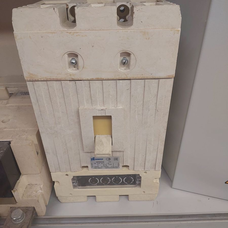 Автоматический выключатель А 3793С скидки
