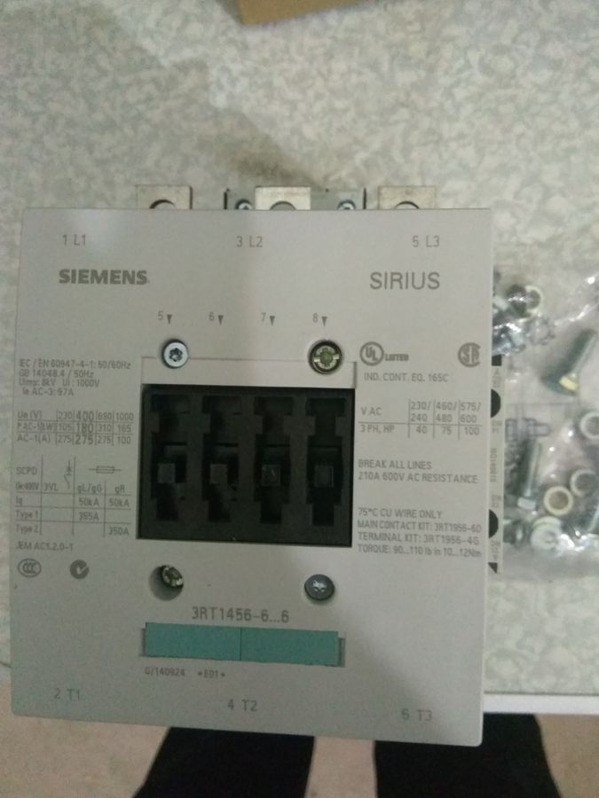 ПРОДАМ: контакторы SiemensT1456-6AP36 3R